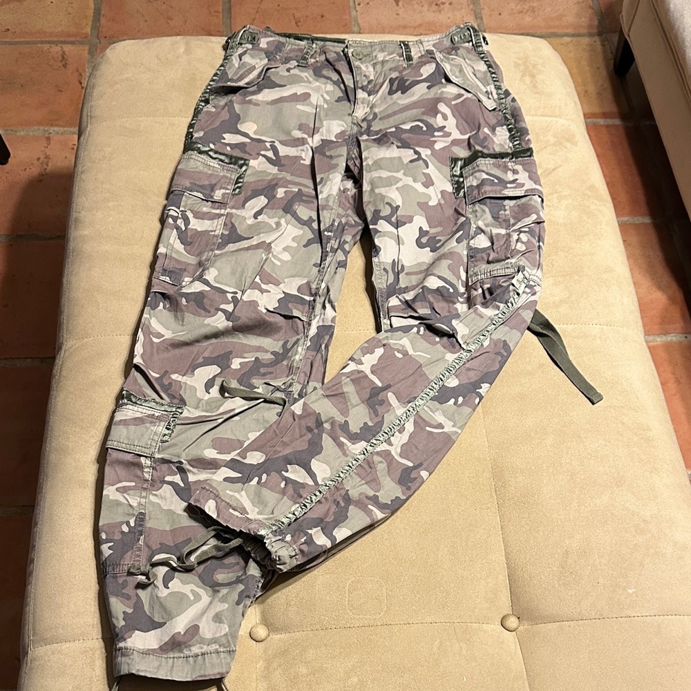 Abercrombie & Fitch Camouflage Cargo Pants satin
